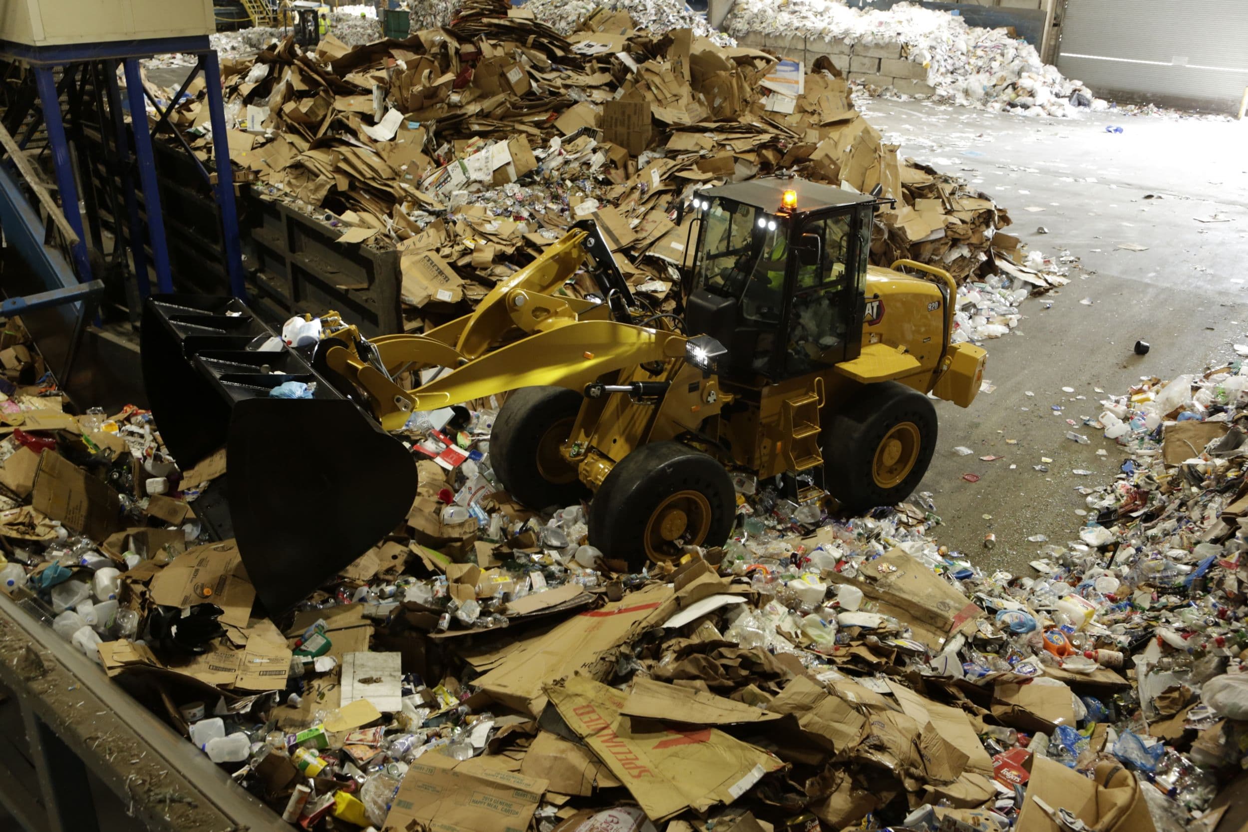 Cat® 920 Small Wheel Loader